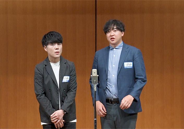 ピエログラフのリーフレット